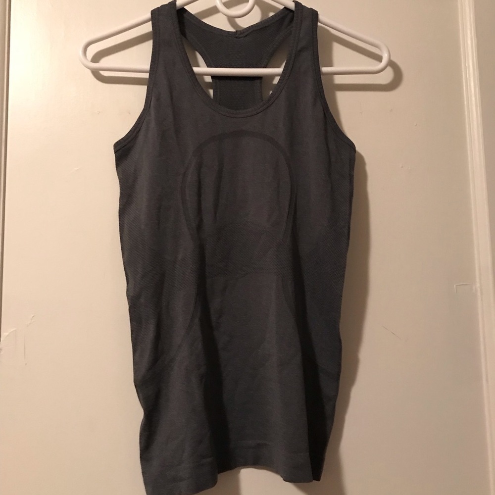 Lululemon Raceback top